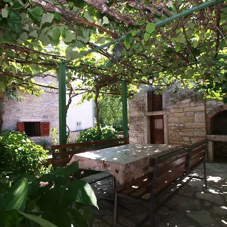 Appartement Vinko 1907 Modrušani