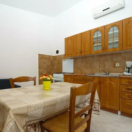 Vinko 1907 Apartamento Modrušani